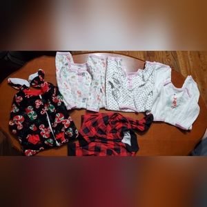 Assorted baby clothes
